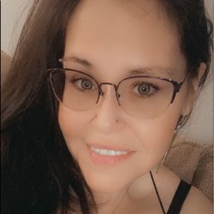 Meet your Posher, Katrina